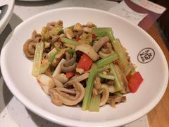 -江渔儿酸菜鱼(奥园广场金发购物中心店)