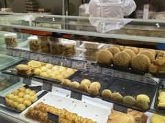 -白玉兰食品(中山公园龙之梦店)