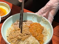 -裕兴记•蟹黄面馆(人民广场店)