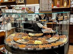 -Laderach 莱德拉(上海环贸iapm店)