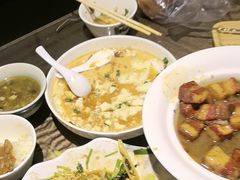 -东口码头·烧鸽子·鱼头泡饼·地方菜(金鹰悦城店)