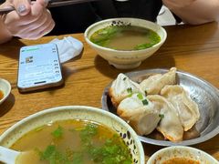 -黄阿姨锅贴大王(万航渡路店)