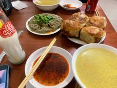 麻豆腐-宝瑞门钉肉饼店