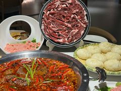 -茅草房·河畔园林火锅