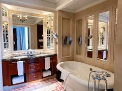 -广州富力丽思卡尔顿酒店