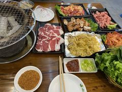-韩风烤牛肉冷面店