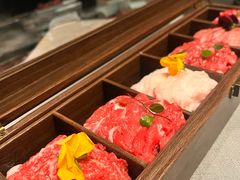-左庭右院鲜牛肉火锅黑金店(陆家嘴中心店)