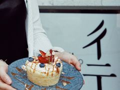 -彳亍咖啡·这里(水湾路店)