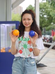 -珀莱雅