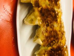 煎饺子-拉面莊夢語＆中华料理八椿