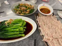 -蔼若春.传承三十年云南菜(金碧公园店)