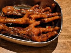 弄堂里的卤鸡爪-弄堂里·寻味杭州(湖滨银泰in77C区店)