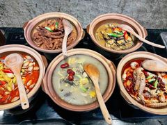 冬阴功锅底-阳光岛·海鲜盛宴(银泰中心in99店)