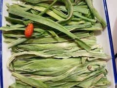 贡菜-贤合庄卤味自助火锅(新都汇店)