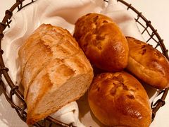 餐前包-Wolfgang’s Steakhouse 沃夫冈牛排馆(上海白玉兰广场店)