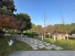 -鹦鹉寺公园