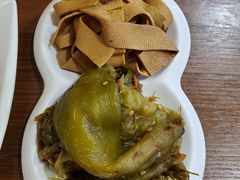 油焖尖椒拼干豆腐-张包铺(关东古巷店)
