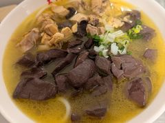 加一份血-文山荷鲜居(翠湖店)