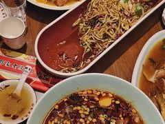 -那家老院子东北菜·饺子·小鸡炖蘑菇(艳华街店)