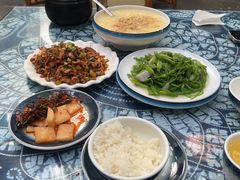 -四方小吃·白族庭院餐厅