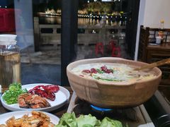 -聚汇三少·龙虾·中餐厅(莫邪路新天地店)