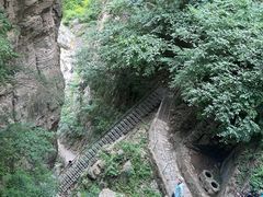 -红豆峡