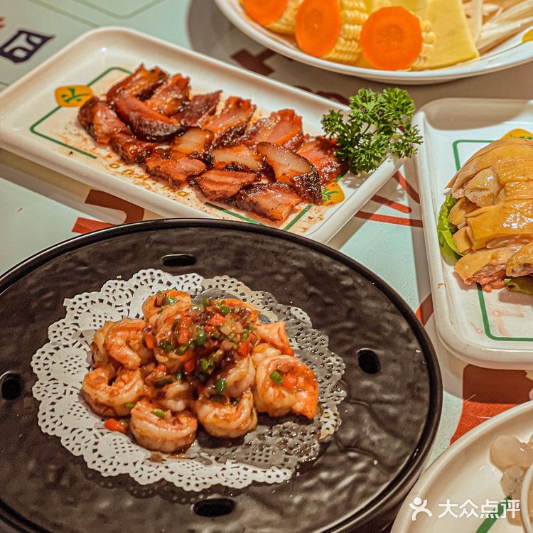 这家港风极致的花胶鸡店真的狂拍三百六十五张才过瘾❗️