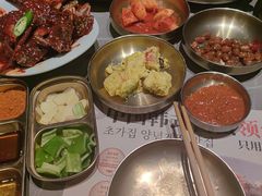 -草家酱蟹炭火烤肉店(珲春南路一店)