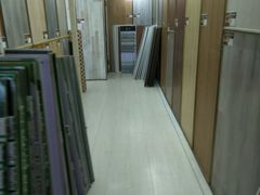 -大商机场前石材建材家具大市场