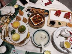 -悦得闲广式点心茶楼(蓝鲸世界店)