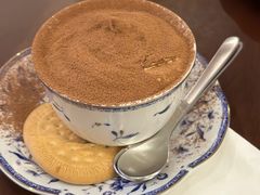 -Café Monson