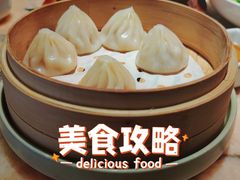 鸡汁杭州小笼-桂满陇·景观餐厅(新世界店)