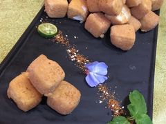 -半岛公馆(淞兴西路店)