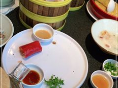 -蝴蝶里·粤菜·点心(滨江龙湖店)