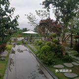 享受美食与美景