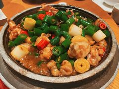 石锅蛙仔-荣小馆(椒江青悦城店)