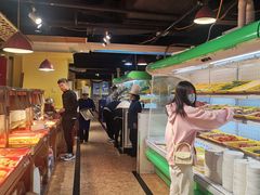 自助取餐区-爱客得牛排海鲜烤肉·火锅自助(春熙路黑金好店)