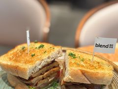 蜂蜜酱香鸡肉三明治-blend (大运天地店)