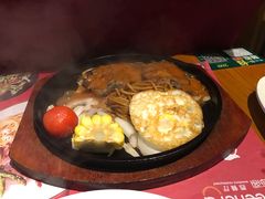 -绿茵阁西餐厅(中央广场店)