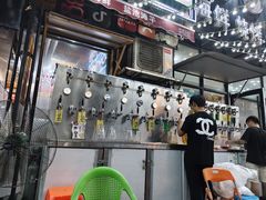 -老东镇啤酒屋海鲜加工·蒸汽海鲜·海鲜烧烤(台东店)