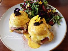 黑松露帕尔玛火腿班尼迪克蛋-UPPER KITCHEN(延安路店)