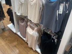 -优衣库(上海虹口龙之梦店)