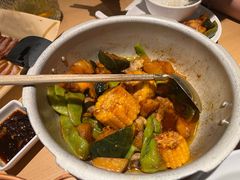 -关东小磨东北菜(上海长风大悦城店)