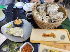 -蚝堡·生蚝海鲜烧烤物种起源•海肠捞饭(刘公岛店)