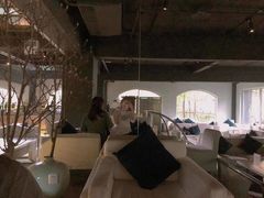 -穹六人间 people 6(岳阳路店)