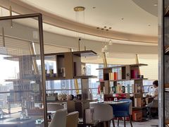 -杏荟旋转餐厅(广州爱群店)
