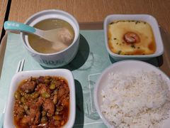 -老乡鸡(上海品尊国际中心店)