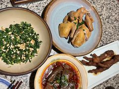 葱香乳鸽-南京大牌档(香港广场店)