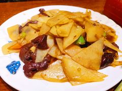红蘑土豆片-华福羊汤馆(小市总店)