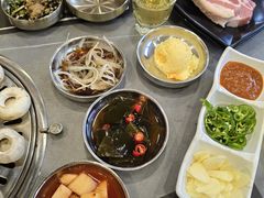 -艺林烤肉城(光明店)